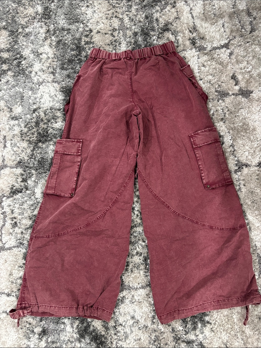 Women's Wide-Leg Cargo Pants in Wine - Picture 2 of 2